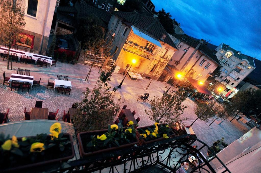 Sweet Basement Suteren Apartments Parking 5 Euro Skopje Exterior photo